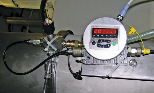 确定玻璃钢卡通公仔热压成型液压机液压滤芯的质量办法