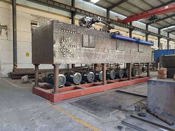 4000吨紫铜冲压成型液压机泵站